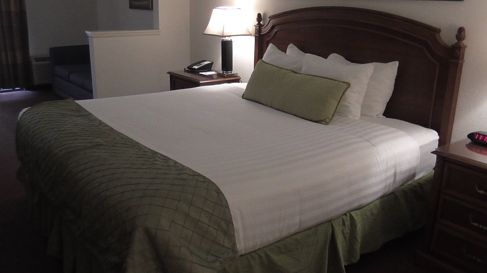 Ramada By Wyndham Kissimmee Downtown Hotel ภายนอก รูปภาพ